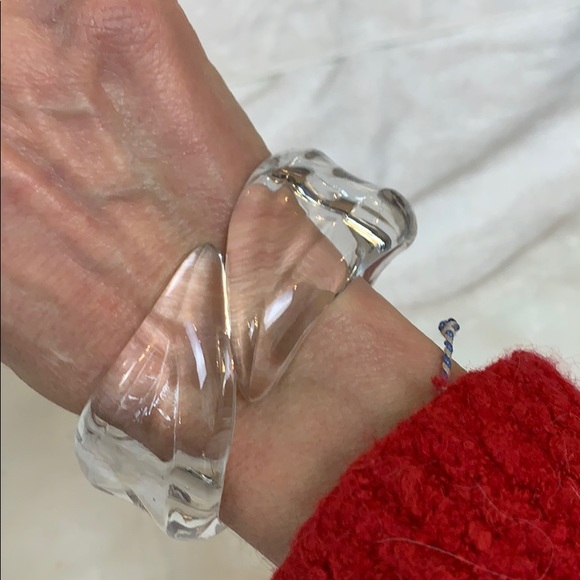 Clear hinged bracelet plastic - Picture 7 of 14